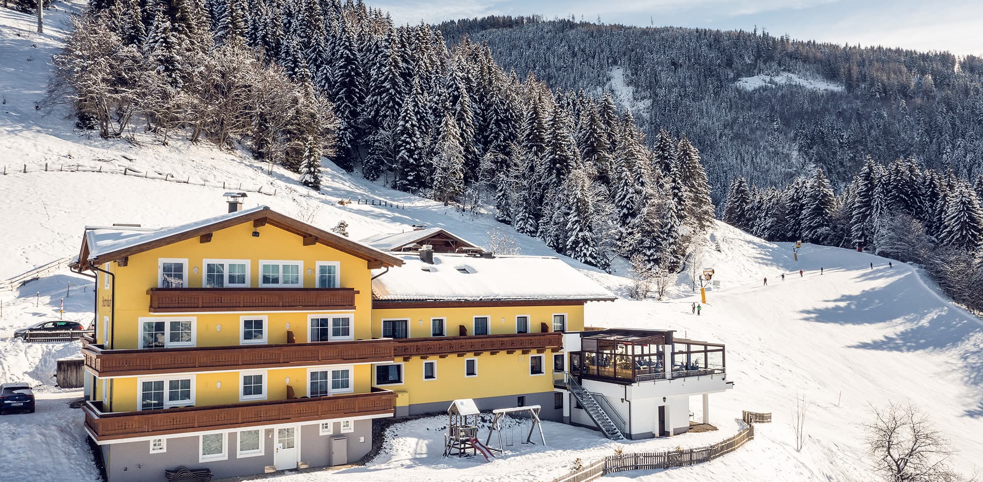 Ski-In & Ski-Out beim Winterurlaub im Hotel Stern direkt an der Piste