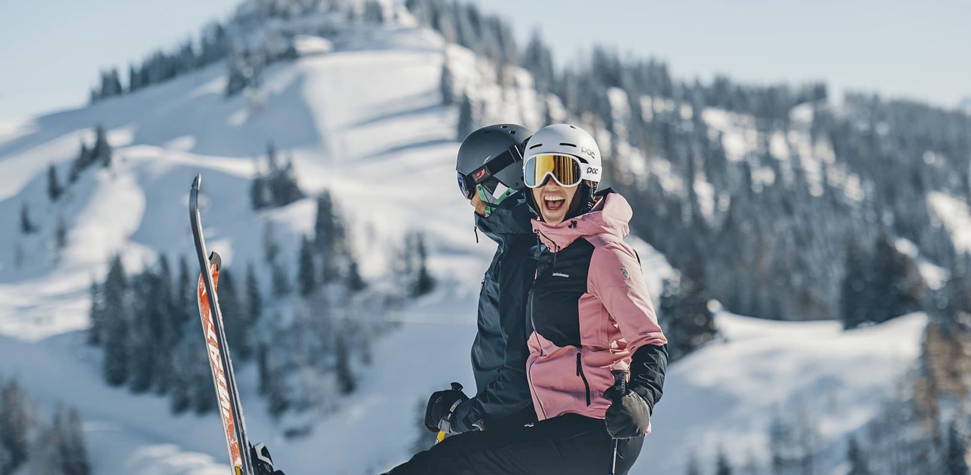 Skifahrer beim Skiurlaub in Ski amadé